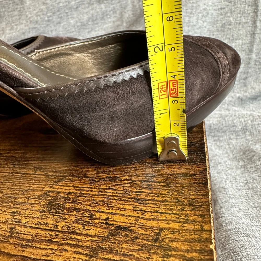 *Final Sale Price*  Ann Taylor brown suede heels platform pump - Picture 13 of 15